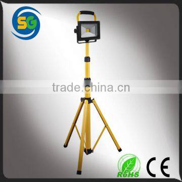 Rechargeable Led Flood Light IP65 Waterproof Outdoor Led Lights Portable 10w 20w 30w 50w 100W Hot Sale Lights photo-6