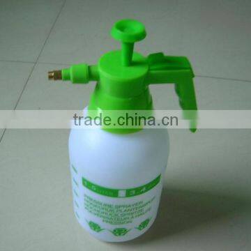 1.5L Hand Pump Garden Sprayer photo-3