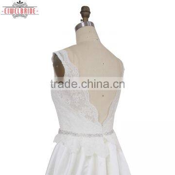 Custom A Line Lace Appliques Wedding Dress photo-4