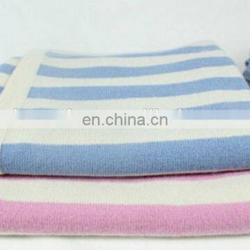 Factory Wholesale 12gg Fashion Striped Lovely Colors Cashmere Baby Blankets photo-2