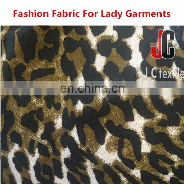ShaoXing JC Export Merchant Raw Material Gold Print Design 100% Rayon Hand Silk Soft Fabric Poplin Printed Fabric photo-4
