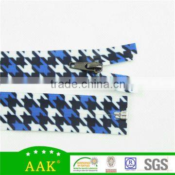 Factory Price Practical Key Lock Design Nylon Separating Zipper photo-2