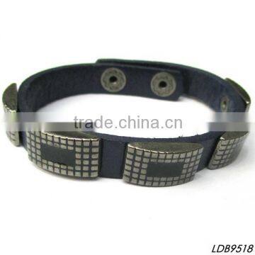 Fashion black onlong lether bracelet