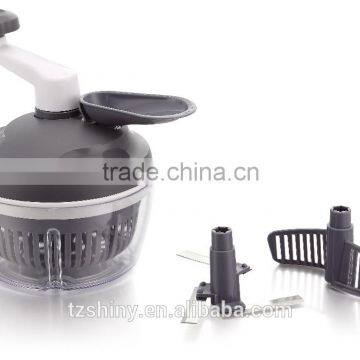 Multifunctional Kitchen Utensil Plastic Salad Spinner Factory Direct Sale Vegetable and Fruit Salad Spinner photo-3