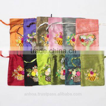 Ribbon embroidery small pouch