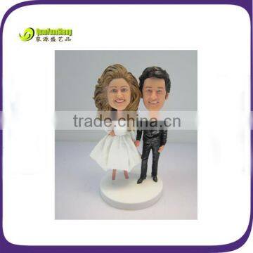 Polyresin couple statue wedding return gift