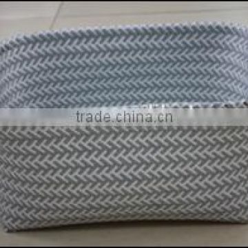 Flat PP rectangle basket with ear handles , zig zag weave , the top with wire