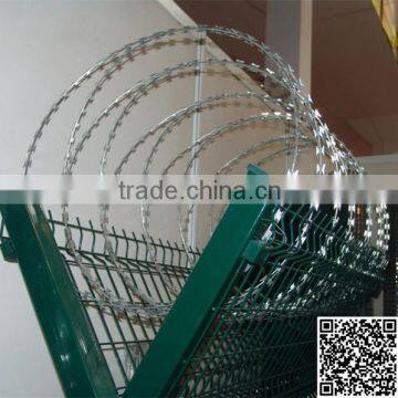 Hot dipped galvanized or pvc cotaed Security Anti-climb Razor Wire Prison Fence