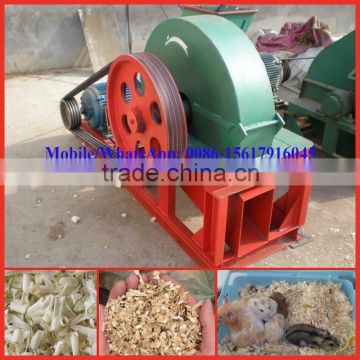 Wood shavings for poultry bedding machine