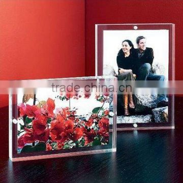 bespoke magnetic 5x7 clear acrylic frames