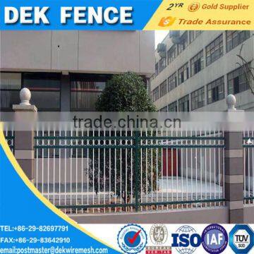 Decorative retractable security retractable fence gate