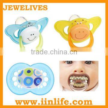 Funny bpa free charming silicone baby pacifier/soother