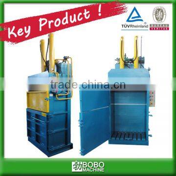 Hydraulic carton baler press