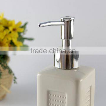 Custom Design 2 PCS Ceramic Bulk Bath Accessories Shampoo Bottle and Soap Dish photo-6