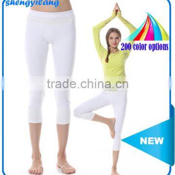 Wholesale Fitness Women Cropped Lace Yoga Pants in Guangzhou