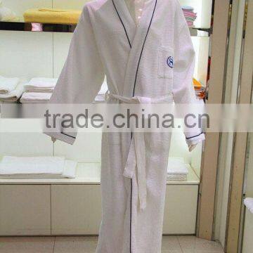 hot sale waffle bath robe for hotel with embroidery logo