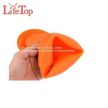 FDA & LFGB Approved Wholesale Silicone Gloves for Cooking Oven Mitts photo-4
