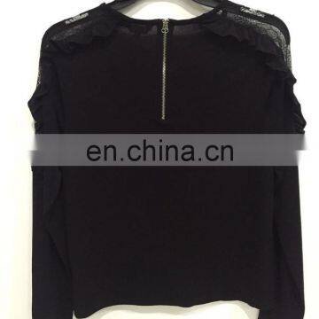 The Shoulder Lace Stitching Long-sleeved Blouse photo-2