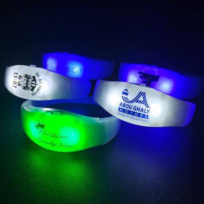 Custom Glow in Dark LED Wristbands Wedding Light up Bracelets for Events