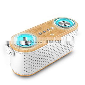 Waterproof, Dustproof and Shockproof Portable Stereo Power Bank Bluetooth Multipoint Speakerphone RM2-2 in White