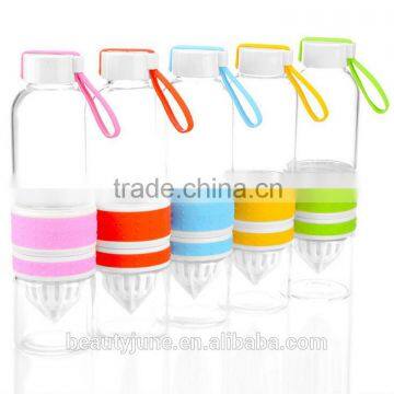 BPA FREE glass fruit infuser water bottle lemon squeezer glass juice bottle 500ml glass bottles fruit infusion water bottle