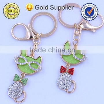 Promotional cheap zinc alloy keychain with rhinestone