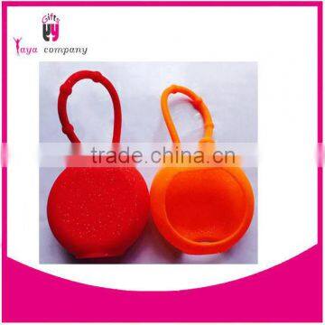 wholesales silicone hand sanitizer holder/hand sanitizer caser new shape