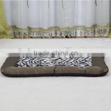 The Wild Dog Luxurious thick oxford fabric pet bed
