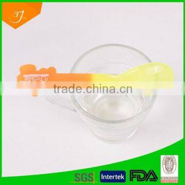 Eco-friendly Color Changing Spoon, Food Grade PP Thermo-sensitive Color Changing Spoon