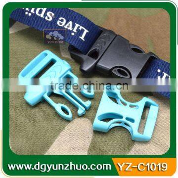 Fashion plastic bag buckle with whistle