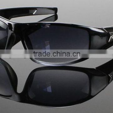 SPORT SUNGLASSES