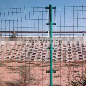 Highway guardrail welded wire fencing mesh machine