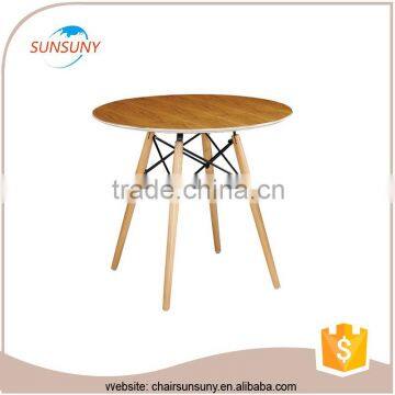 China Gold Supplier Wholesale Solid Wood Dining Table photo-3