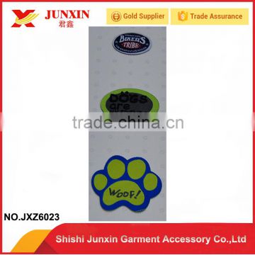 Good quality OEM custom cheap clothing labels made in China