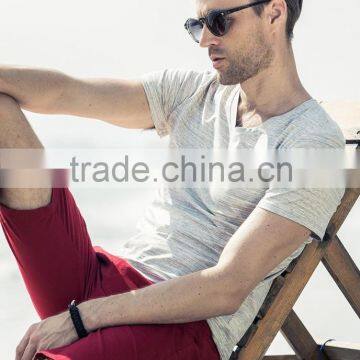 The New Europe and the United States a T-shirt in Summer photo-4