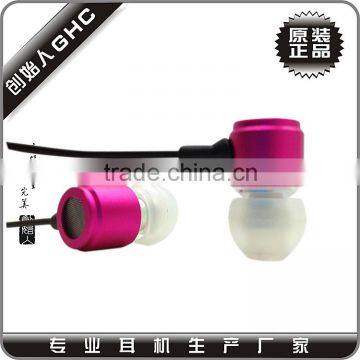 Earphone Made in China With Super Bass Sound Quality Free Samples Offered