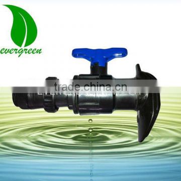 Plastic PP ball valve connected with PE pipe