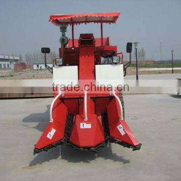 corn harvester machine