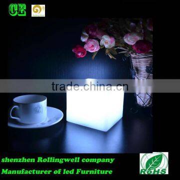 Hot Sale Color Changing Rechargeable bBattery LED Cube Illuminated LED Light Cube Lamp