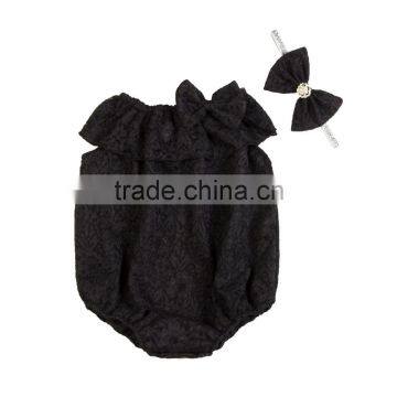 Wholesale Invory Newborn Plain Lace Baby Romper for Babies photo-3