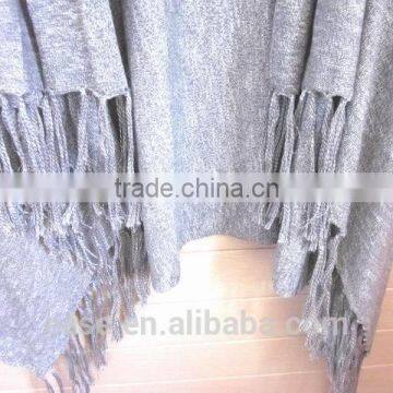 Lady Sleeveless Viscose Sweater Poncho photo-2