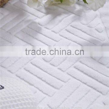 Customized Hotel Supplies White Jacquard Cotton Embroidery Bath Towels Manufacture