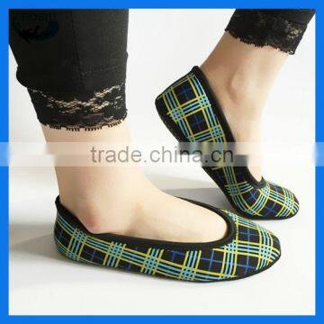 custom 3.0mm waterproof neoprene sock factory