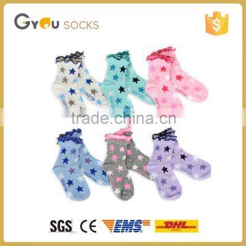 Wholesale 100%Colorful fashion design spot casual socks