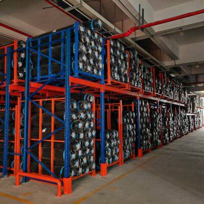 Телескопический консольный паллетный стеллаж для промышленного хранения бревен, гидравлических шлангов, ковров и рулонов ткани