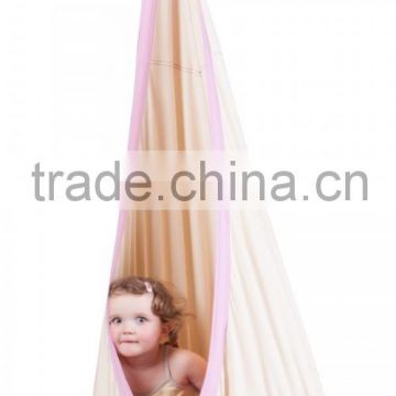 Child Posture Friendly Hanging Crow's Nest Seat and Pod Swing Hammock white                        
                                                Quality Choice