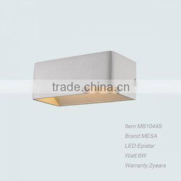 CE ROHS for Bedroom Wall Mount Bracket for Lamp photo-2
