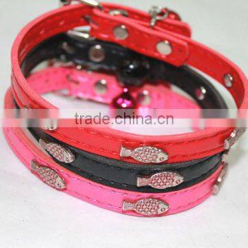 cat neck belt collar with fish badge