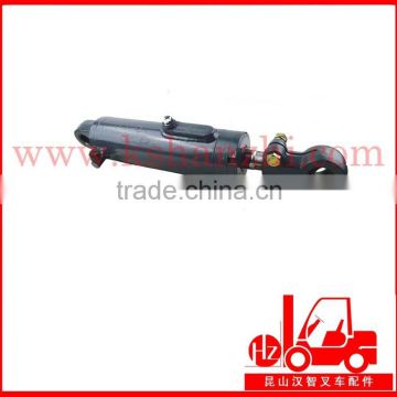 forklift part komatus H2000/3.5T hydraulic tilt cylinder(D05A8-50011)RH