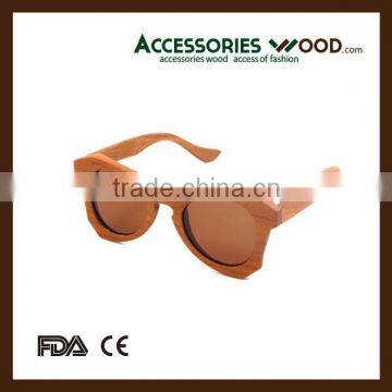 2016 Fashion Wood Sunglasses with Natural Wood Frame and Polarized Coating Lenses for Unisex